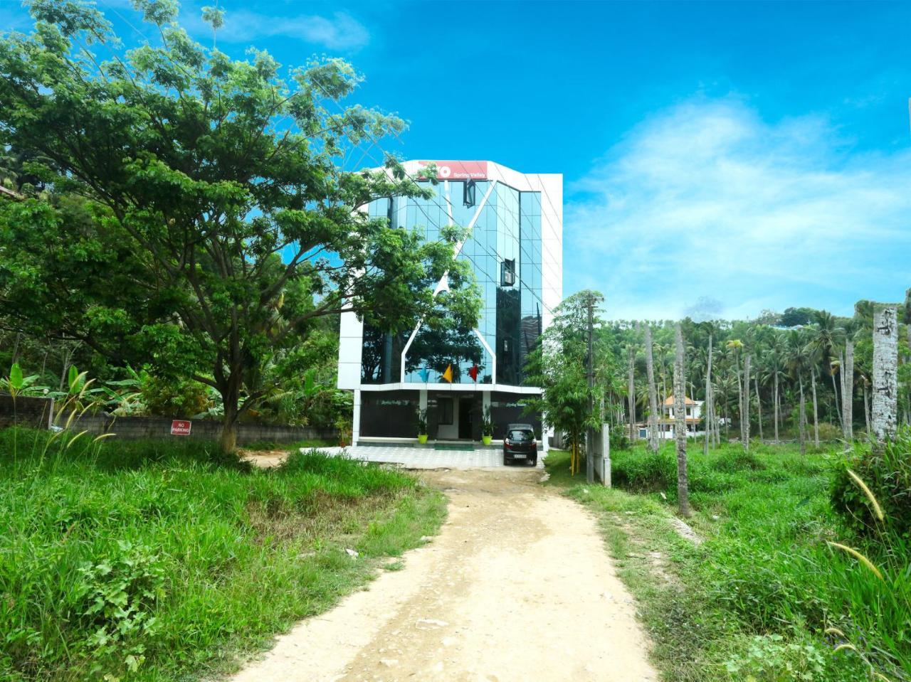 Oyo 9557 Near Kims Hospital Hotel Thiruvananthapuram Exterior photo