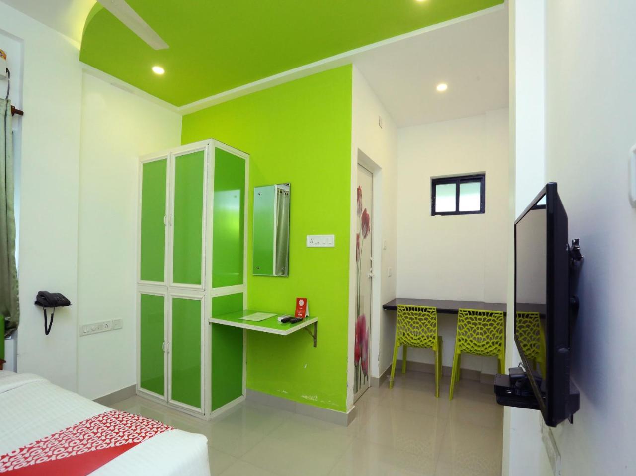 Oyo 9557 Near Kims Hospital Hotel Thiruvananthapuram Exterior photo
